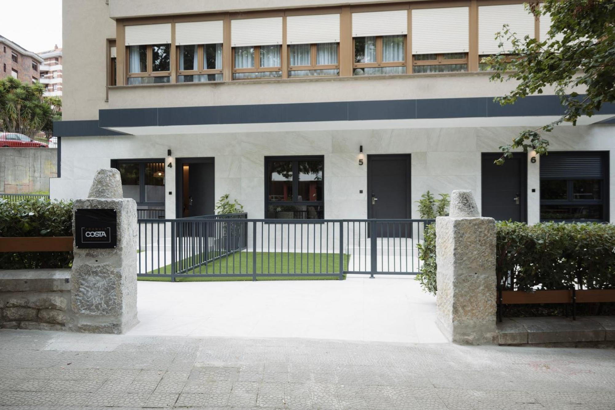 Apartamentos Joaquin Costa Santander Buitenkant foto