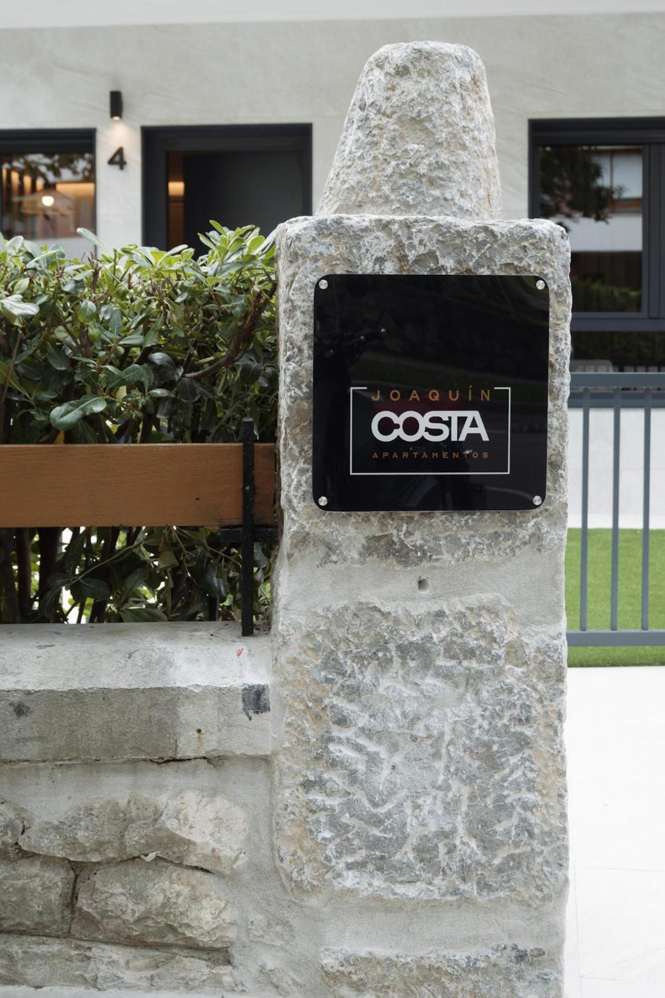 Apartamentos Joaquin Costa Santander Buitenkant foto