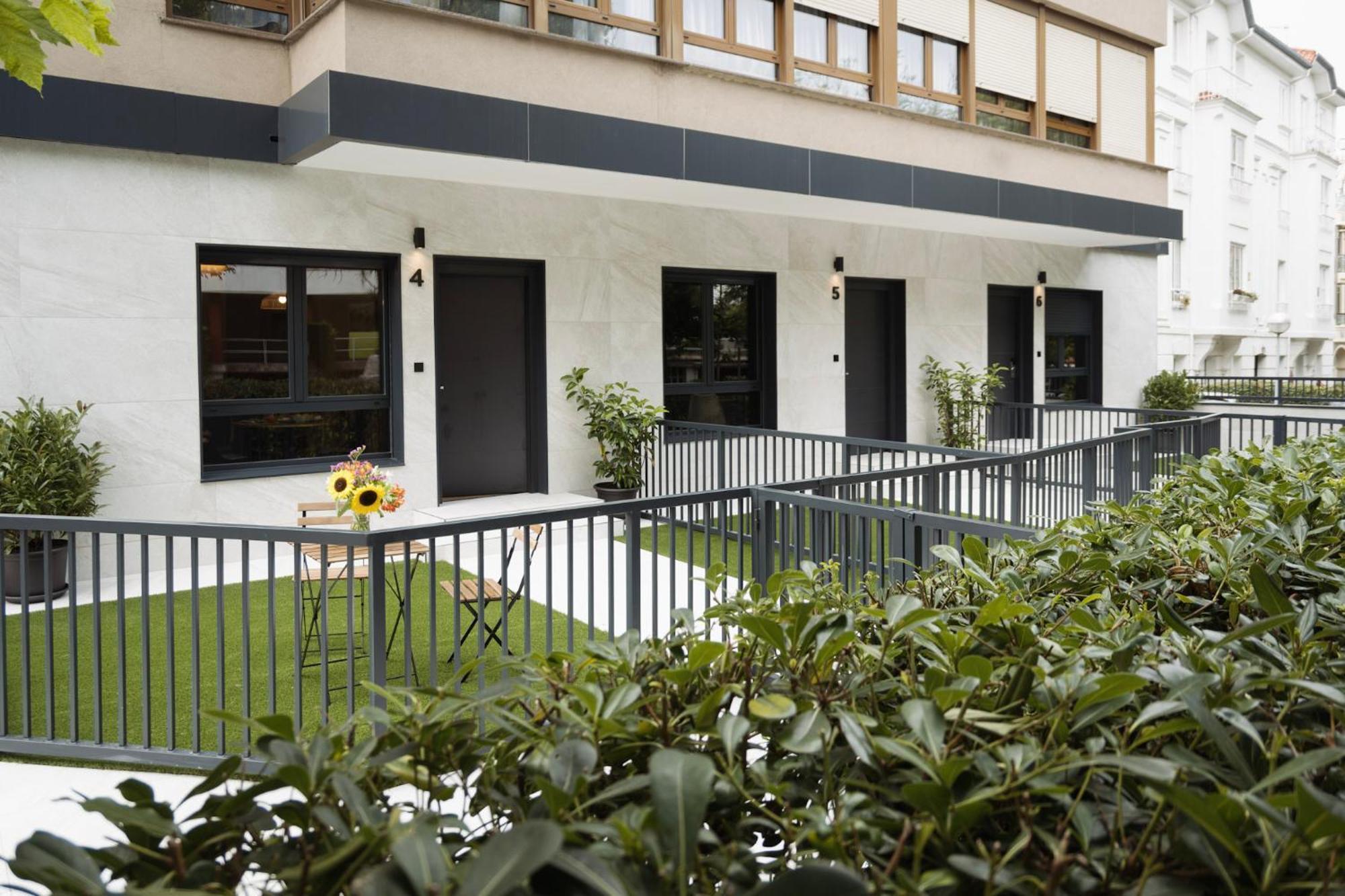 Apartamentos Joaquin Costa Santander Buitenkant foto