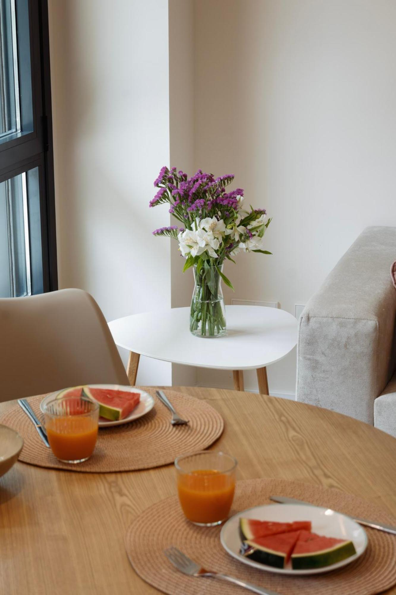 Apartamentos Joaquin Costa Santander Buitenkant foto