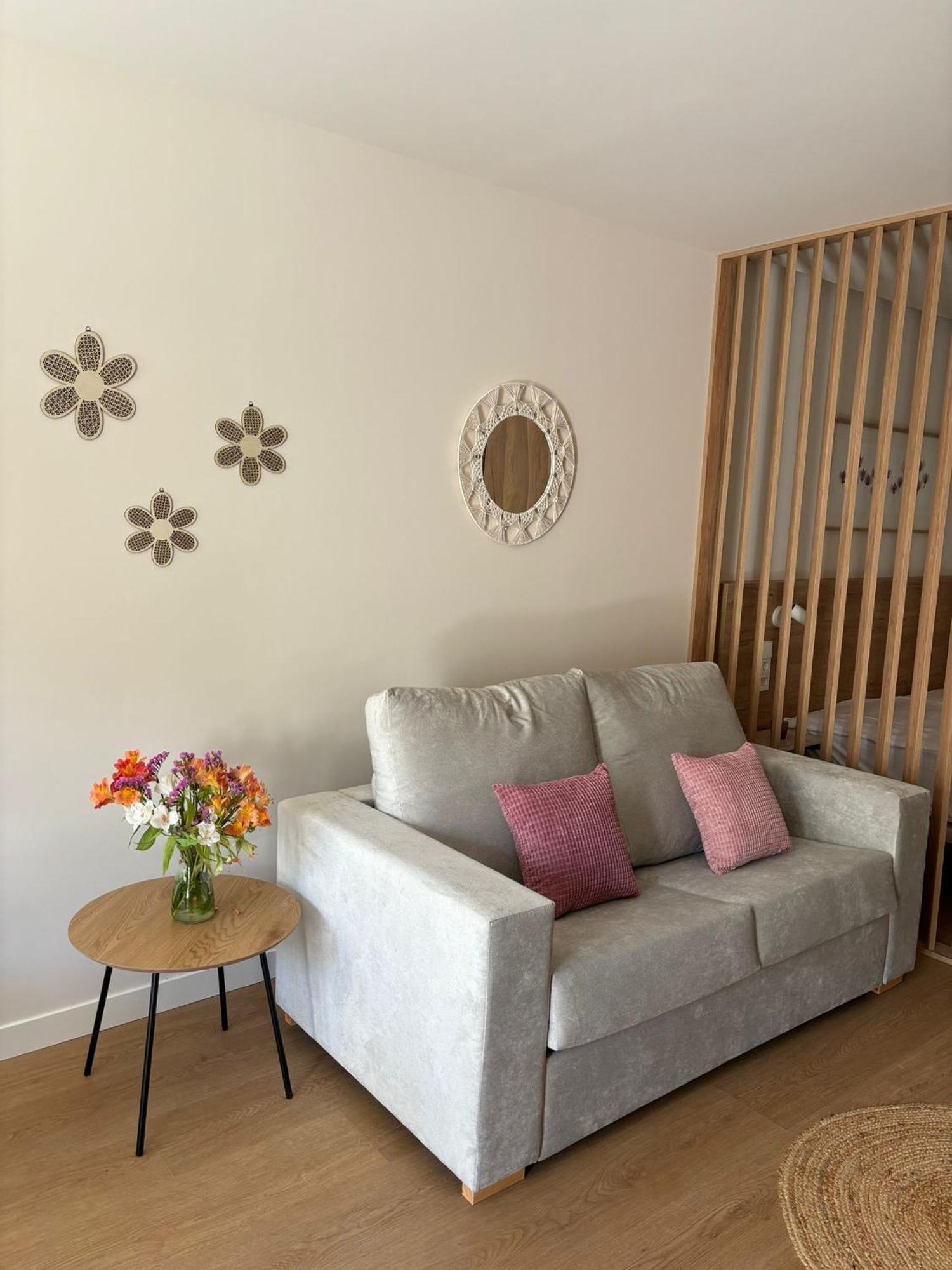 Apartamentos Joaquin Costa Santander Buitenkant foto