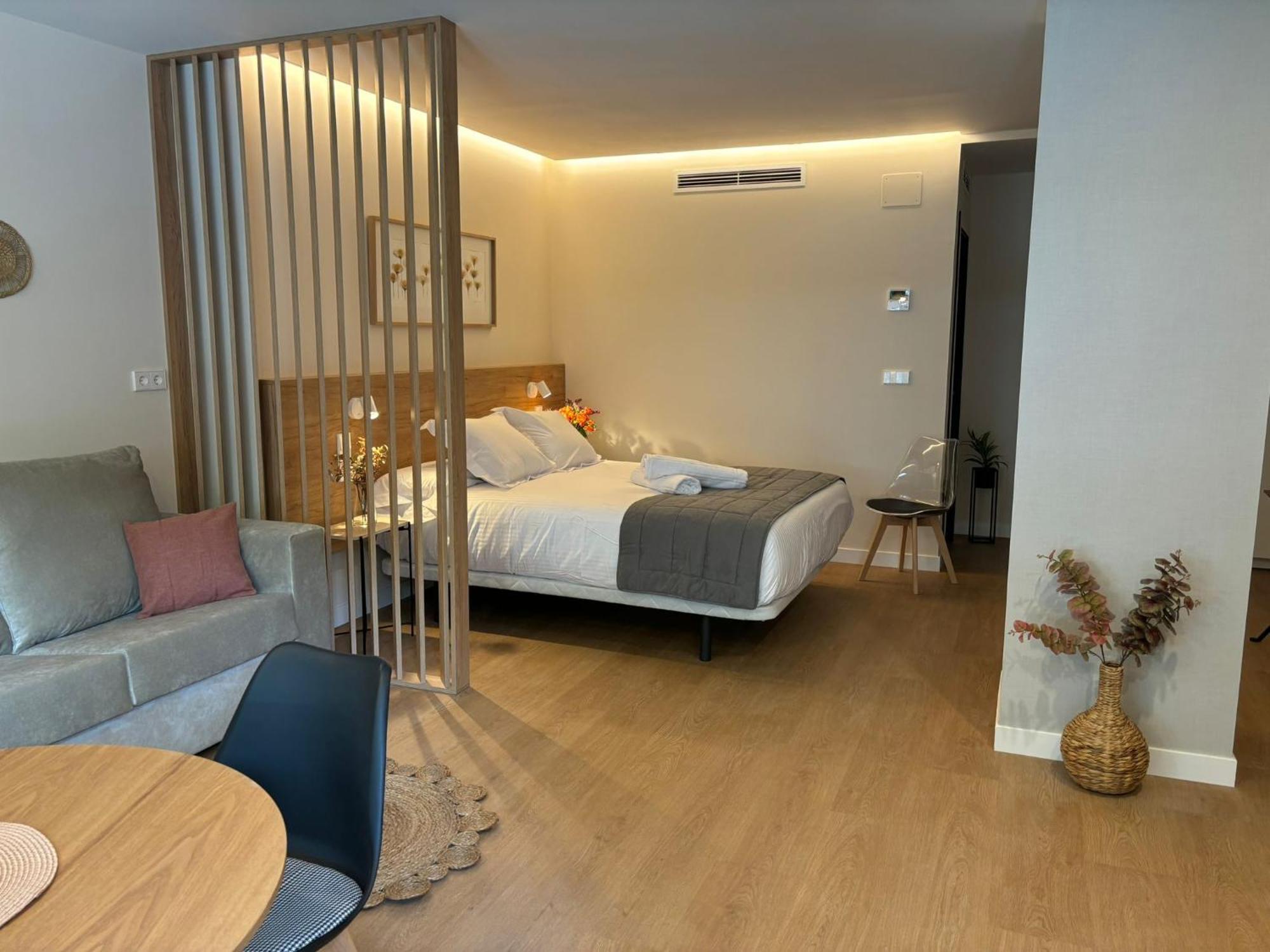 Apartamentos Joaquin Costa Santander Buitenkant foto
